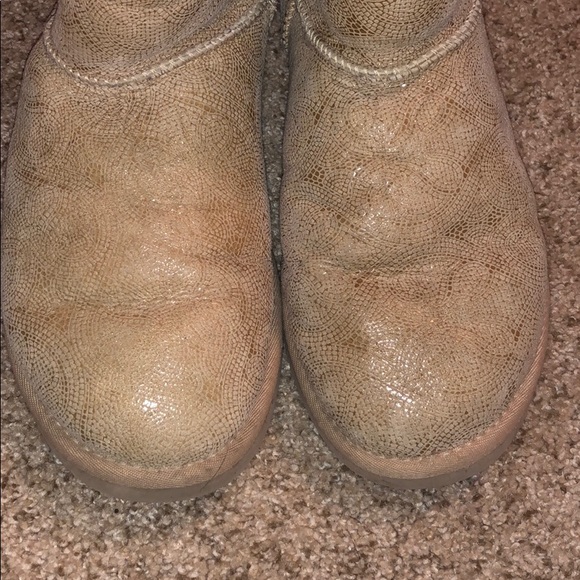 Mosaic Ugg Boots - Picture 6 of 8